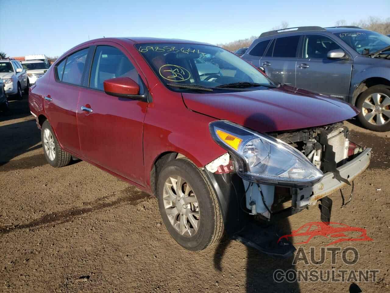 NISSAN VERSA 2018 - 3N1CN7AP0JL882183
