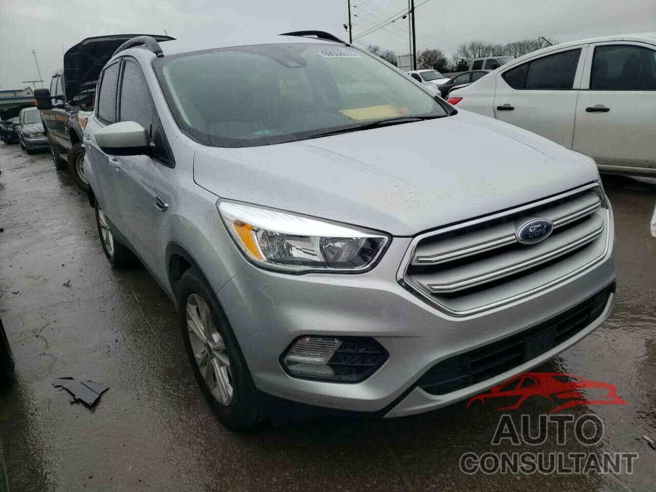FORD ESCAPE 2018 - 1FMCU0GD3JUD14399