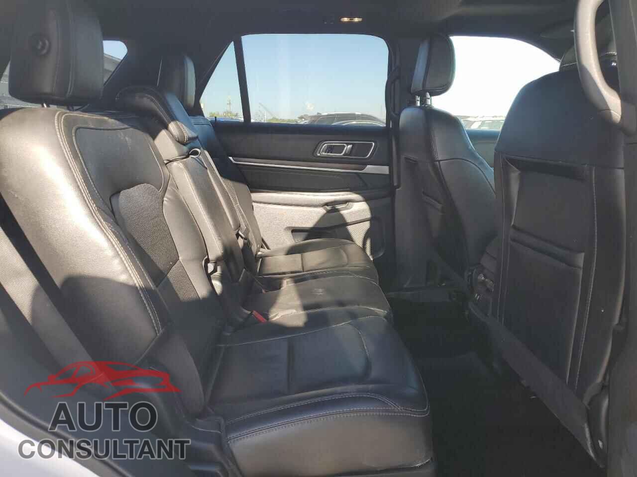 FORD EXPLORER 2018 - 1FM5K8F88JGB14473
