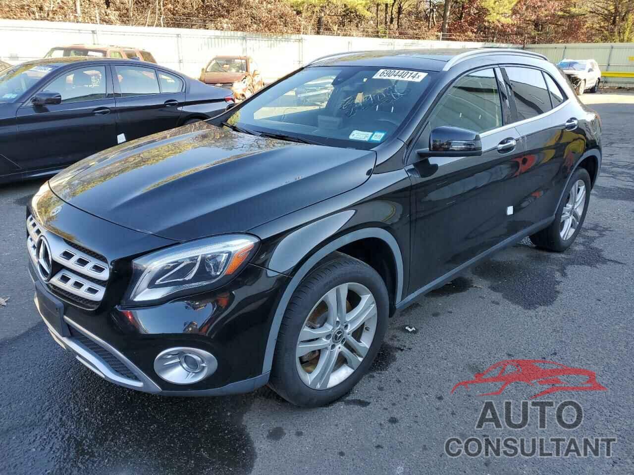 MERCEDES-BENZ GLA-CLASS 2019 - WDCTG4GB8KJ549086