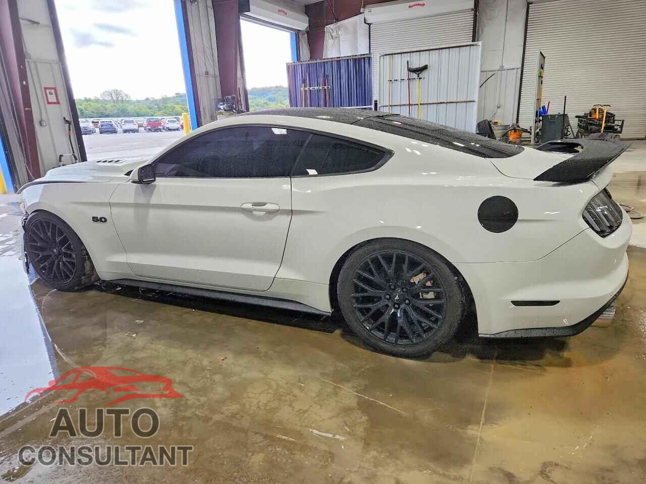 FORD MUSTANG 2017 - 1FA6P8CF8H5323530