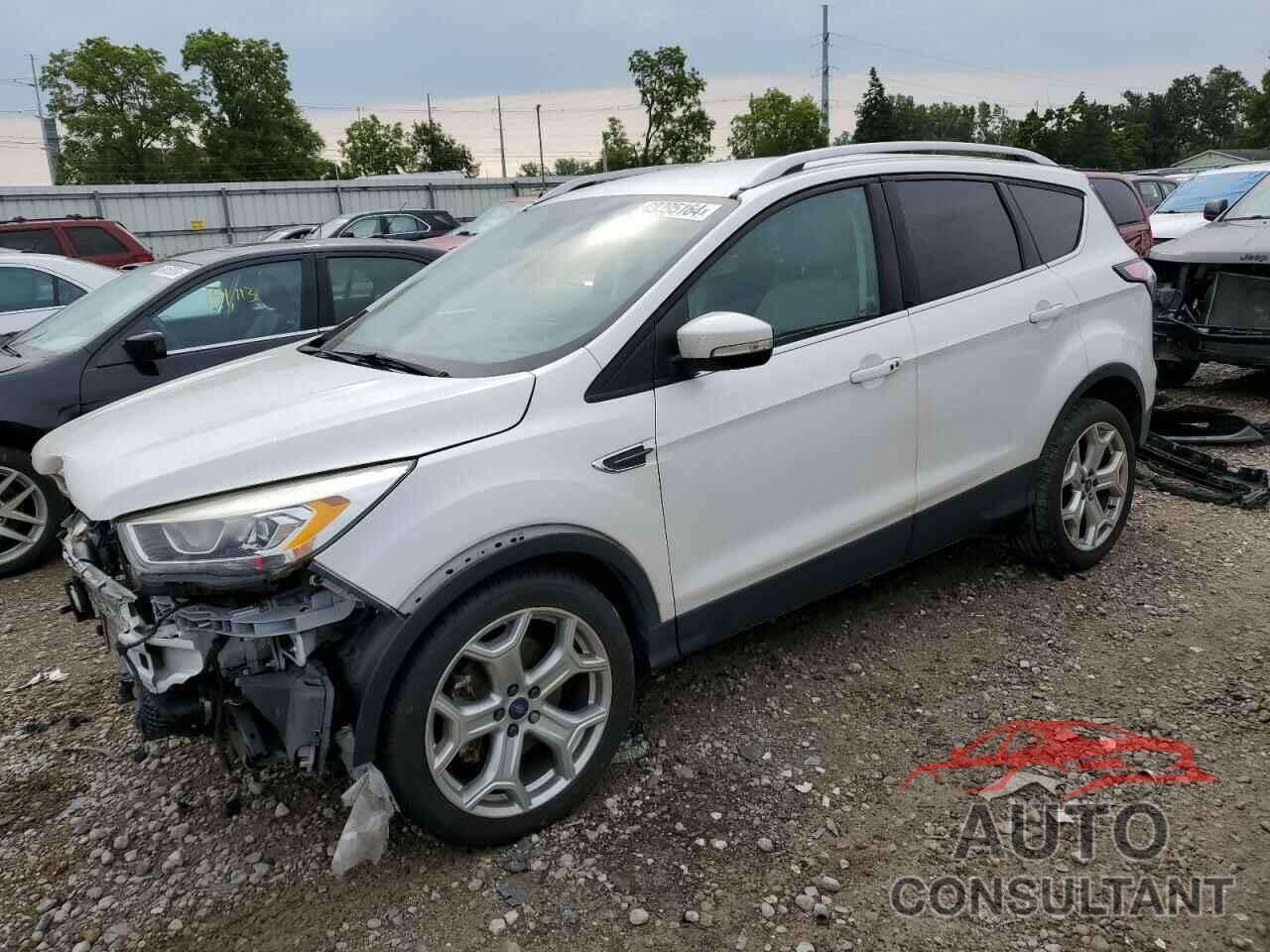 FORD ESCAPE 2017 - 1FMCU0J95HUE22506