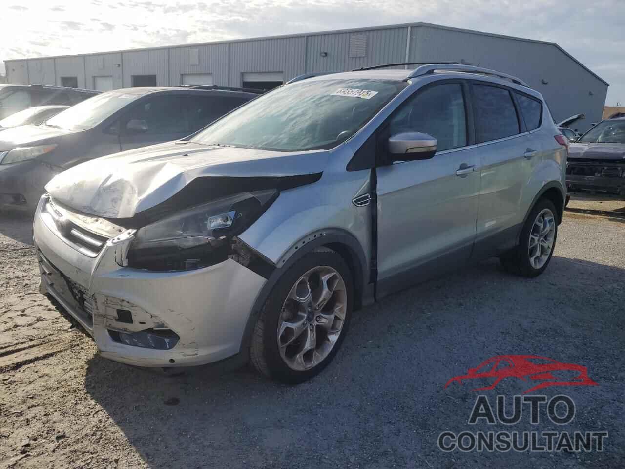 FORD ESCAPE 2015 - 1FMCU0J90FUA14993
