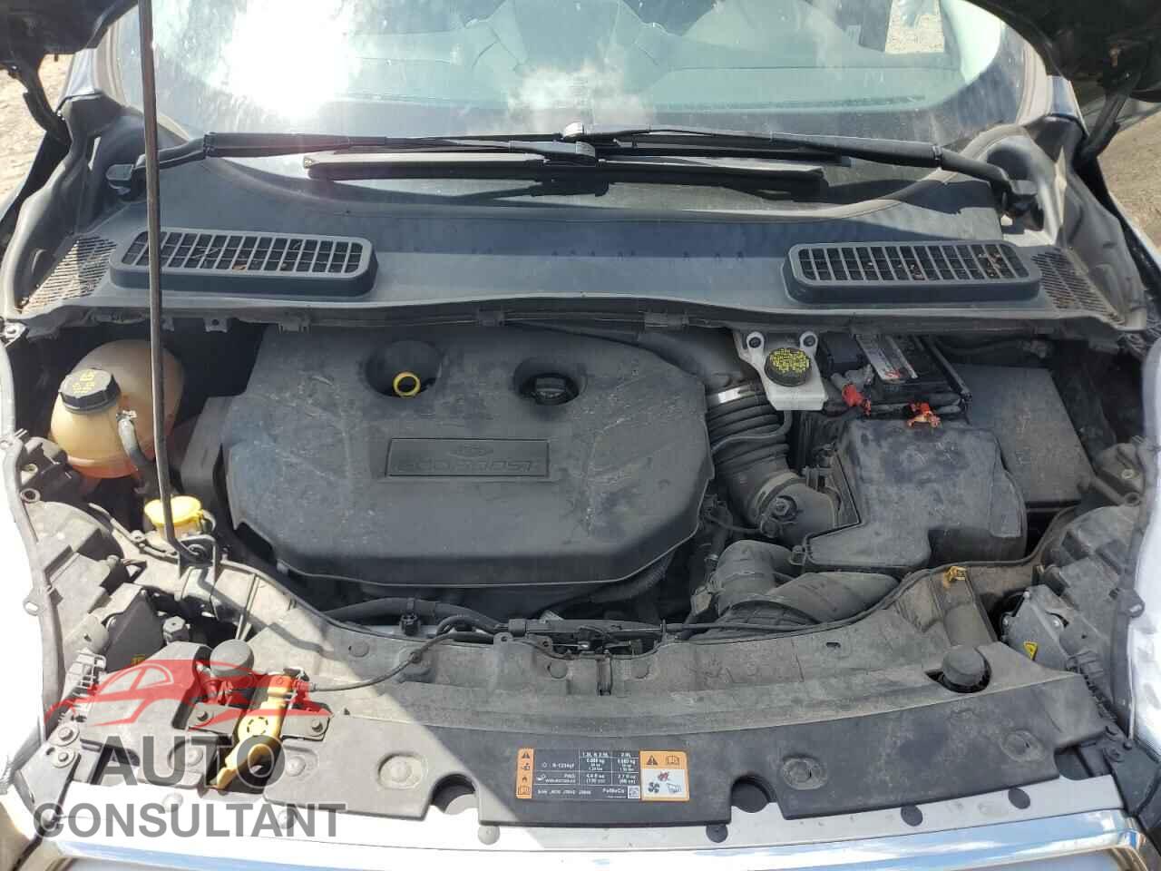 FORD ESCAPE 2017 - 1FMCU9G92HUE22832
