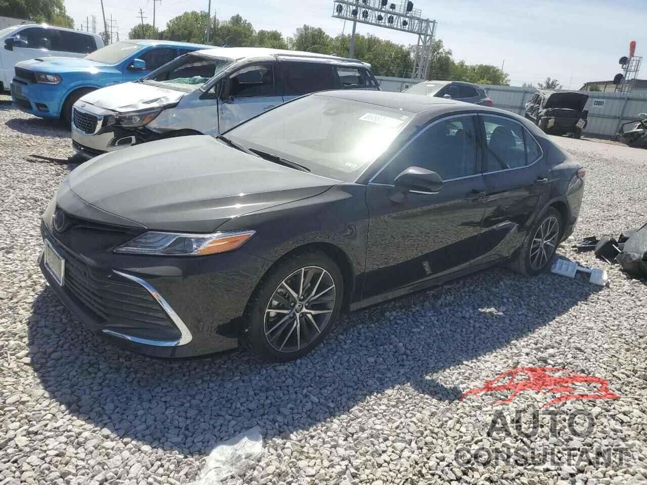TOYOTA CAMRY 2023 - 4T1F31AK6PU601838