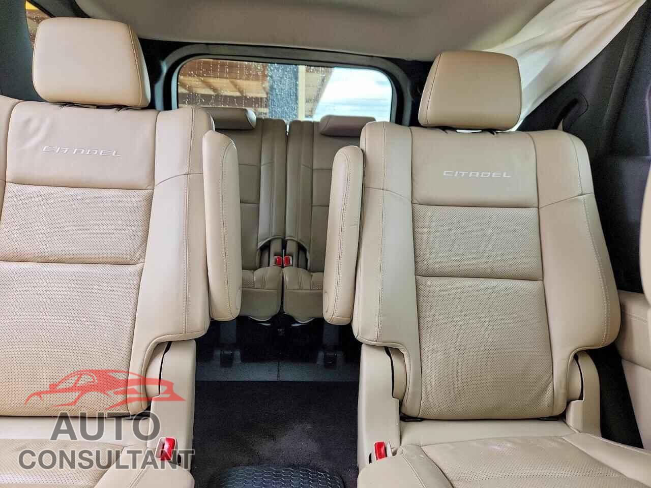 DODGE DURANGO 2018 - 1C4RDJEG0JC219256