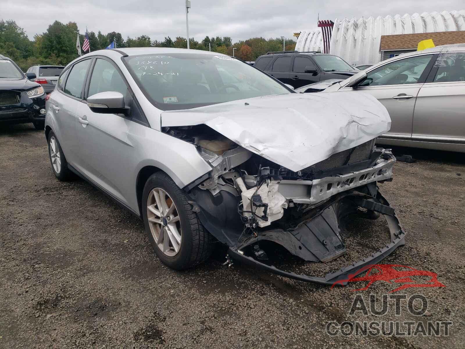 FORD FOCUS 2016 - 1FADP3K29GL290413