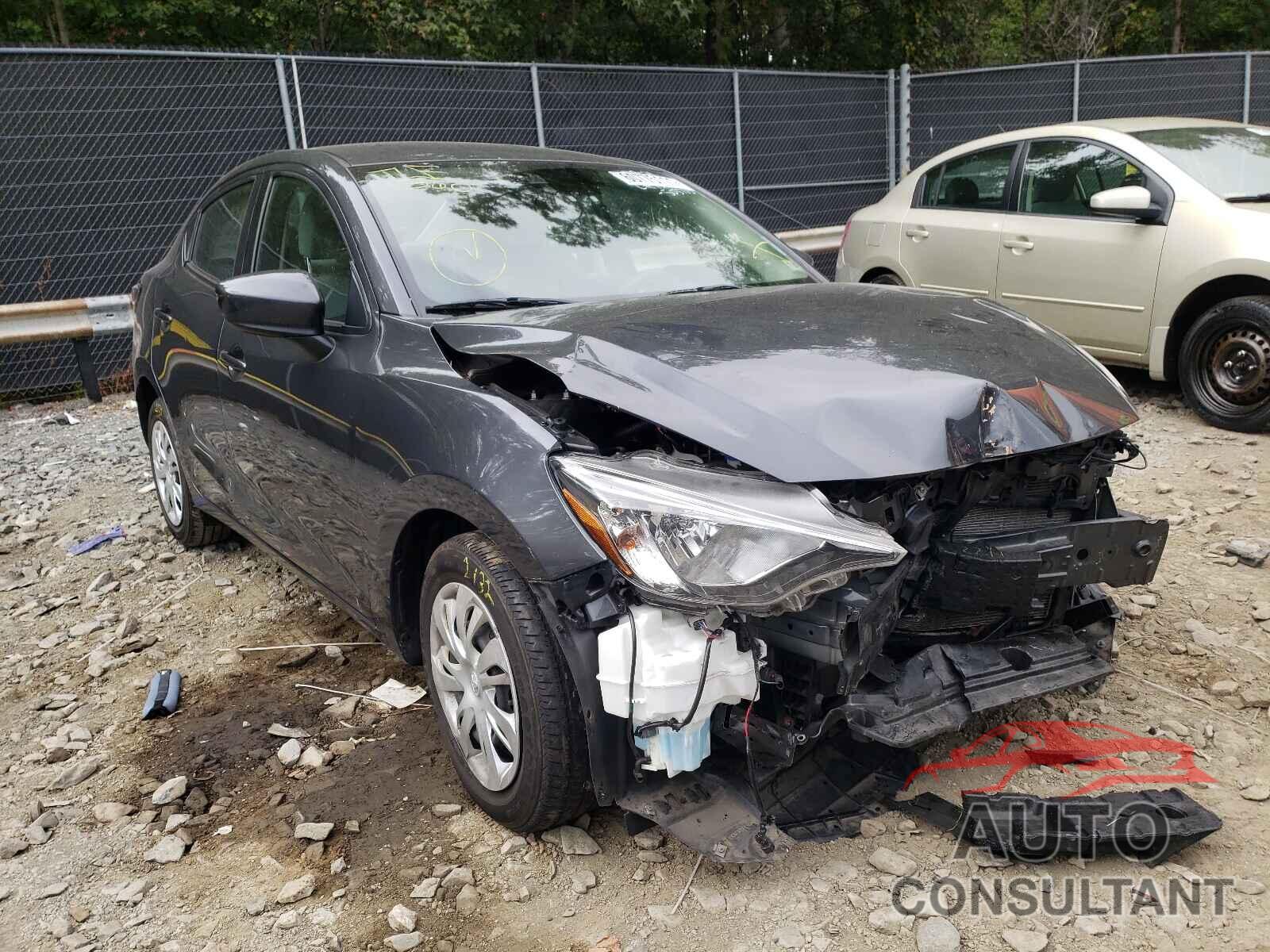 TOYOTA YARIS 2019 - 3MYDLBYV3KY503715