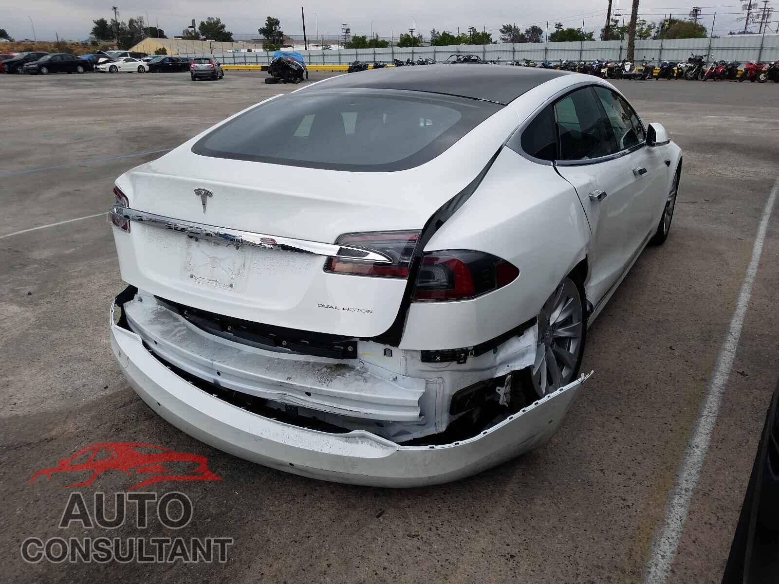 TESLA MODEL S 2020 - 5YJSA1E2XLF359481