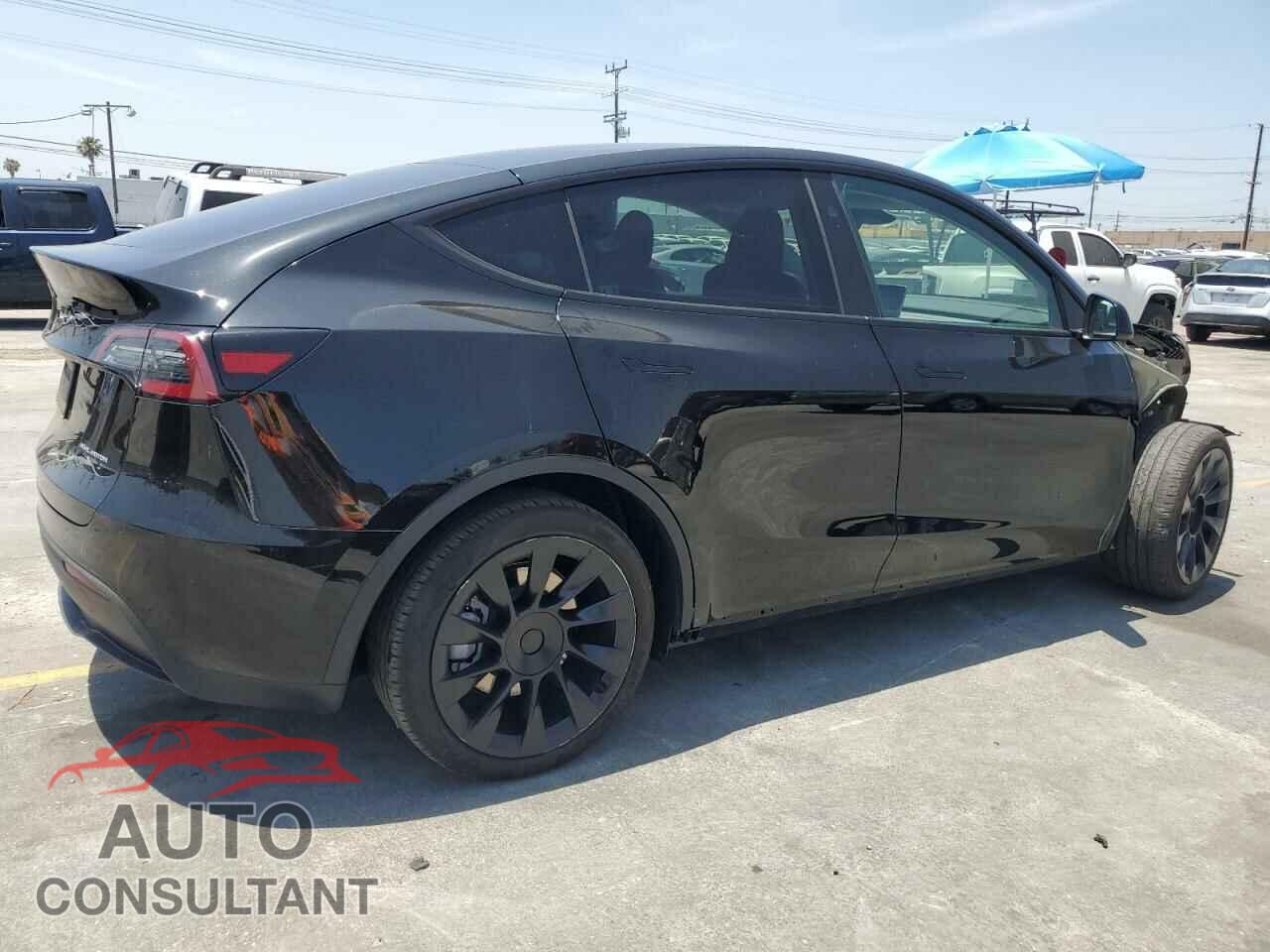 TESLA MODEL Y 2024 - 7SAYGDEEXRA253111
