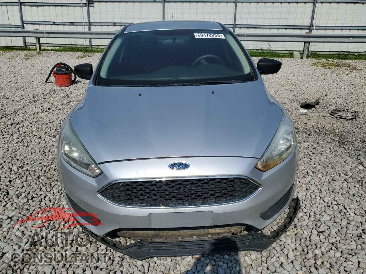 FORD FOCUS 2017 - 1FADP3E20HL241789