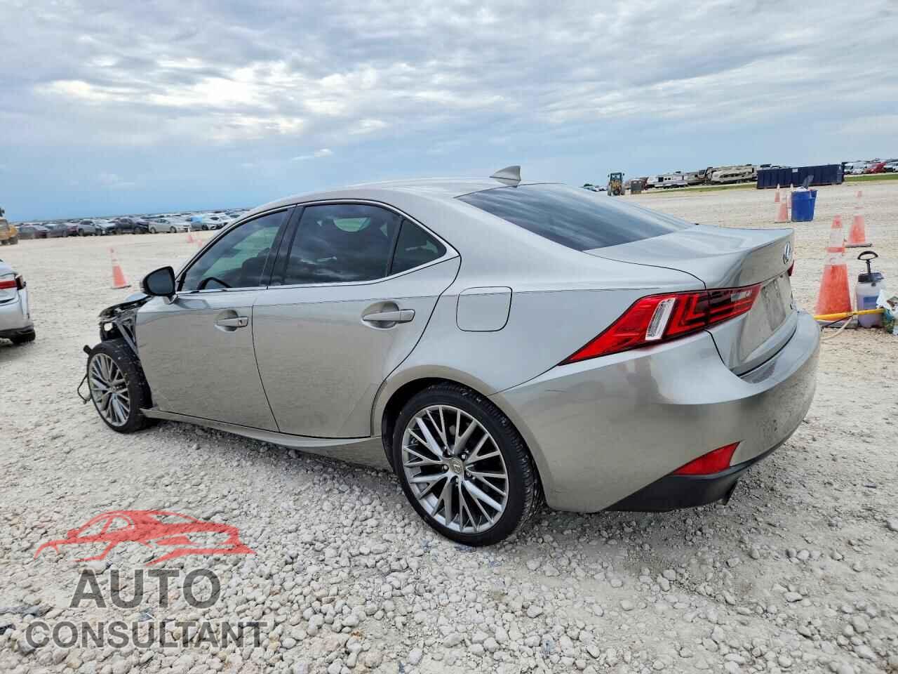 LEXUS IS 2014 - JTHBF1D23E5042499