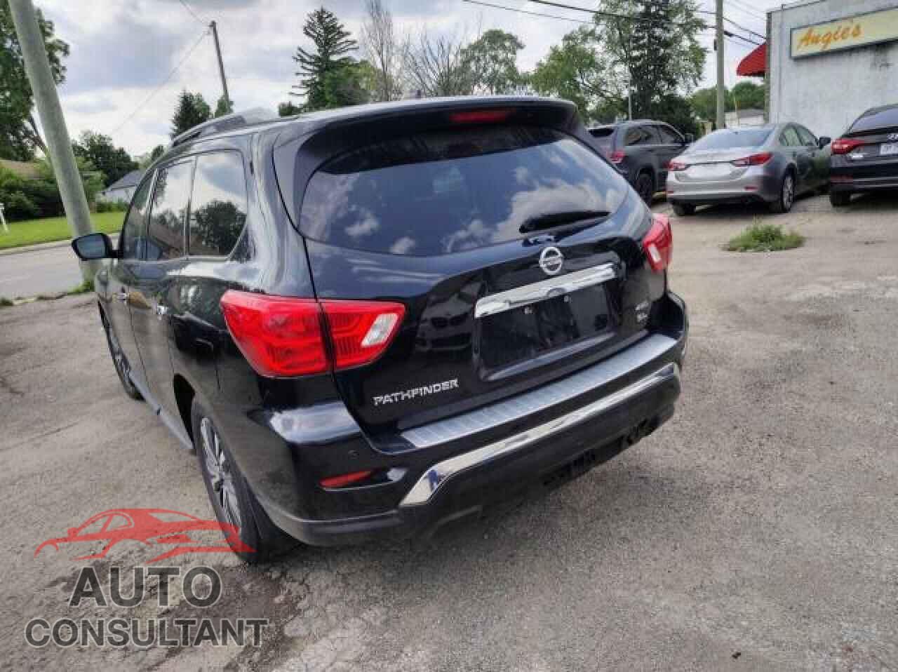NISSAN PATHFINDER 2017 - 5N1DR2MM0HC913458