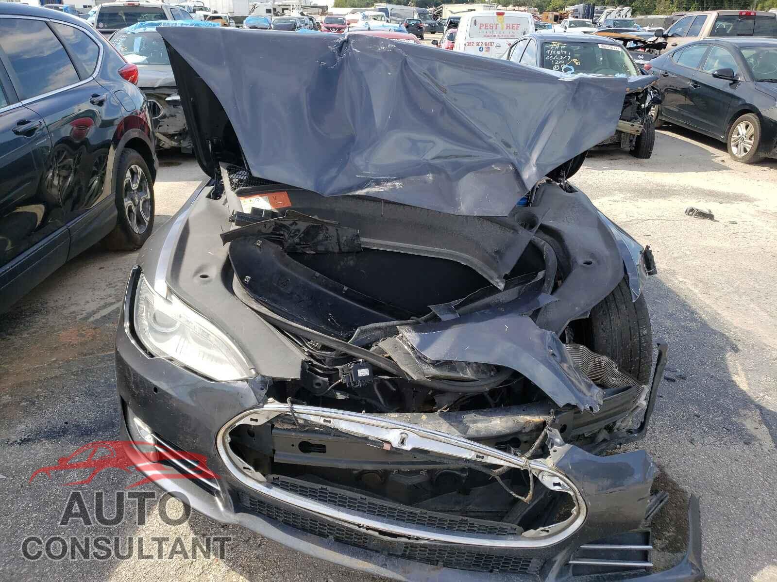 TESLA MODEL S 2016 - 5YJSA1E26GF136554