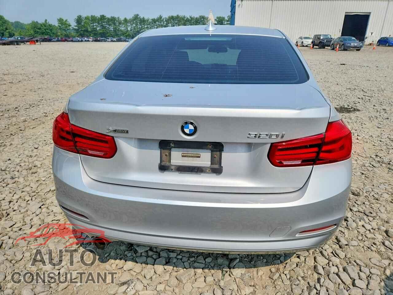 BMW 3 SERIES 2016 - WBA8E5G52GNU20212