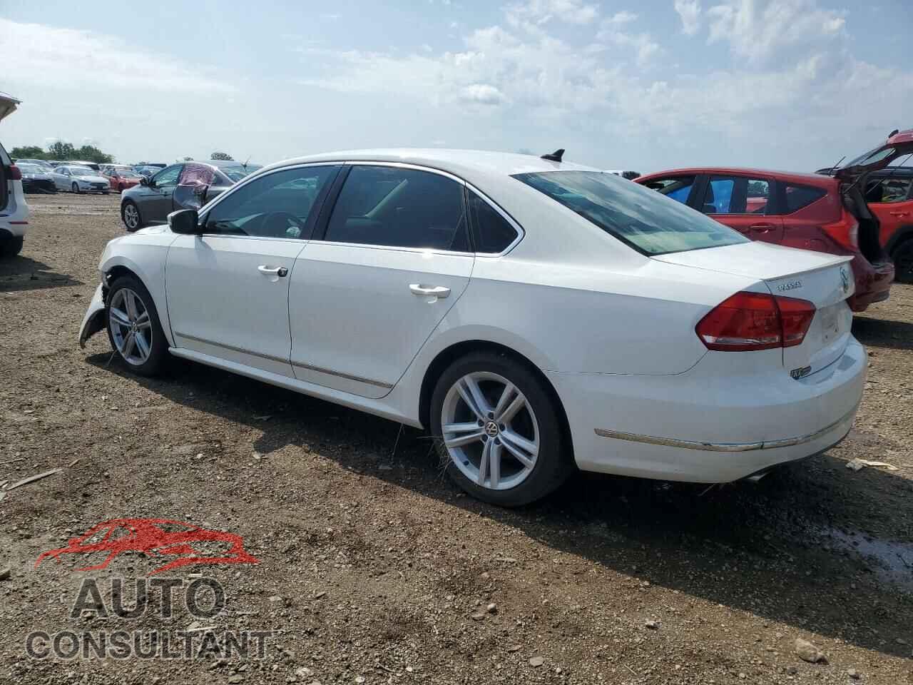 VOLKSWAGEN PASSAT 2013 - 1VWCN7A30DC016846