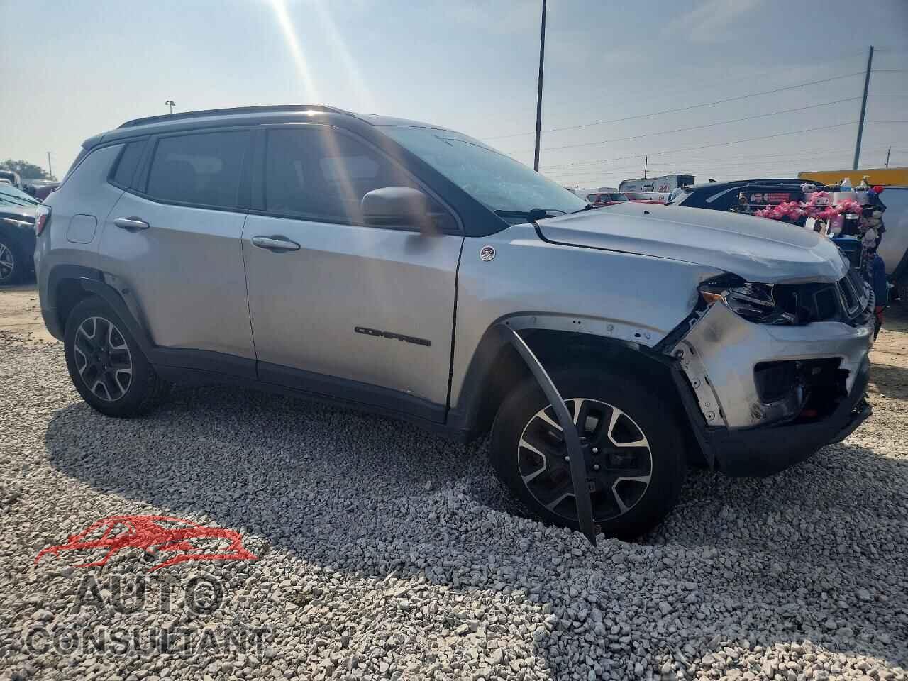 JEEP COMPASS 2019 - 3C4NJDDB6KT619407