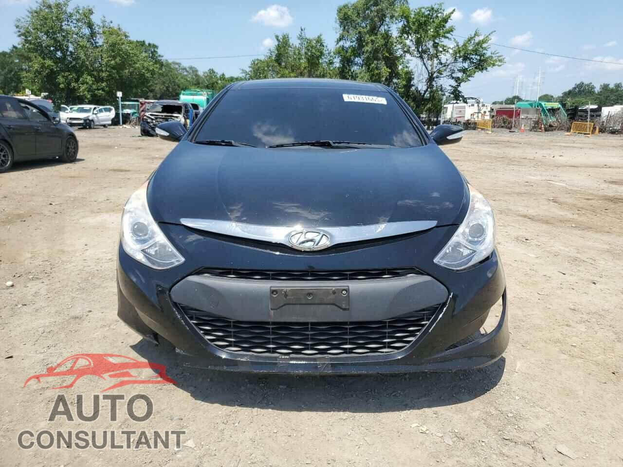 HYUNDAI SONATA 2012 - KMHEC4A40CA019549