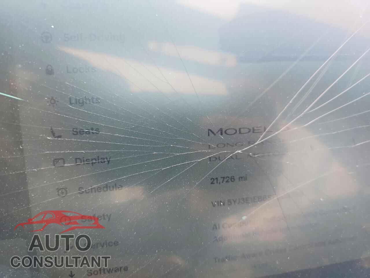 TESLA MODEL 3 2025 - 5YJ3E1EB6SF909783