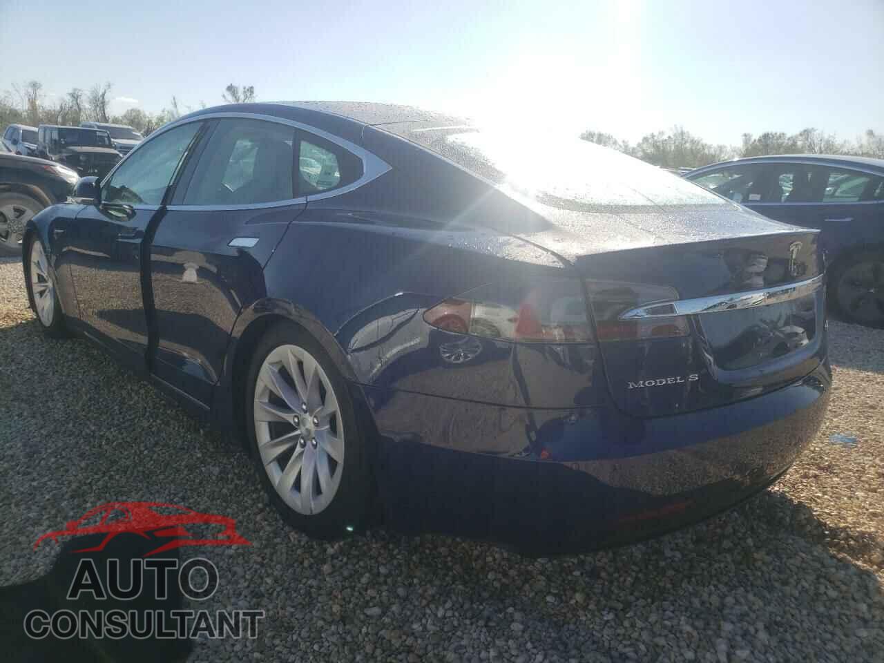 TESLA MODEL S 2017 - 5YJSA1E28HF204435