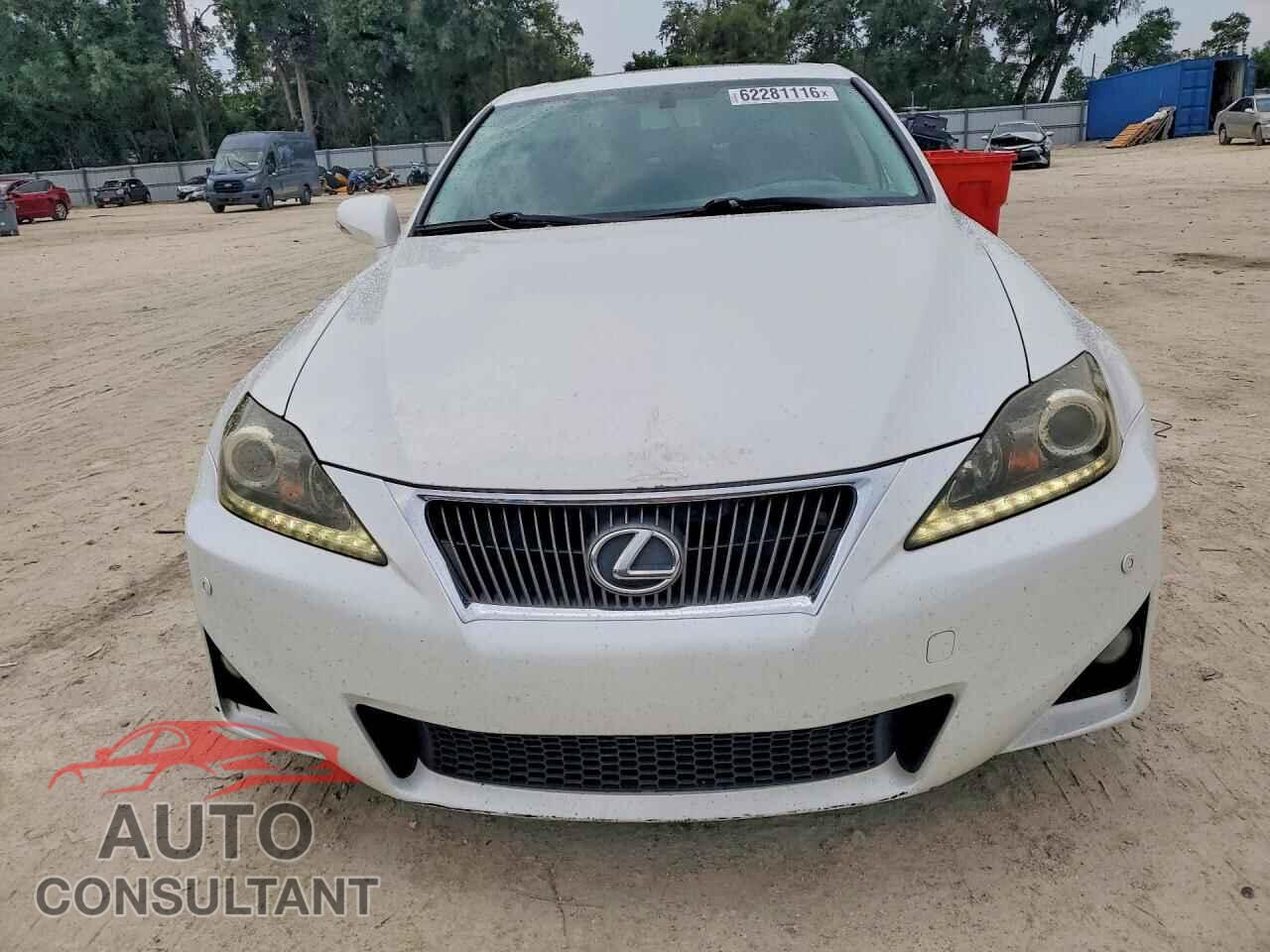 LEXUS IS 2011 - JTHBF5C24B5140896