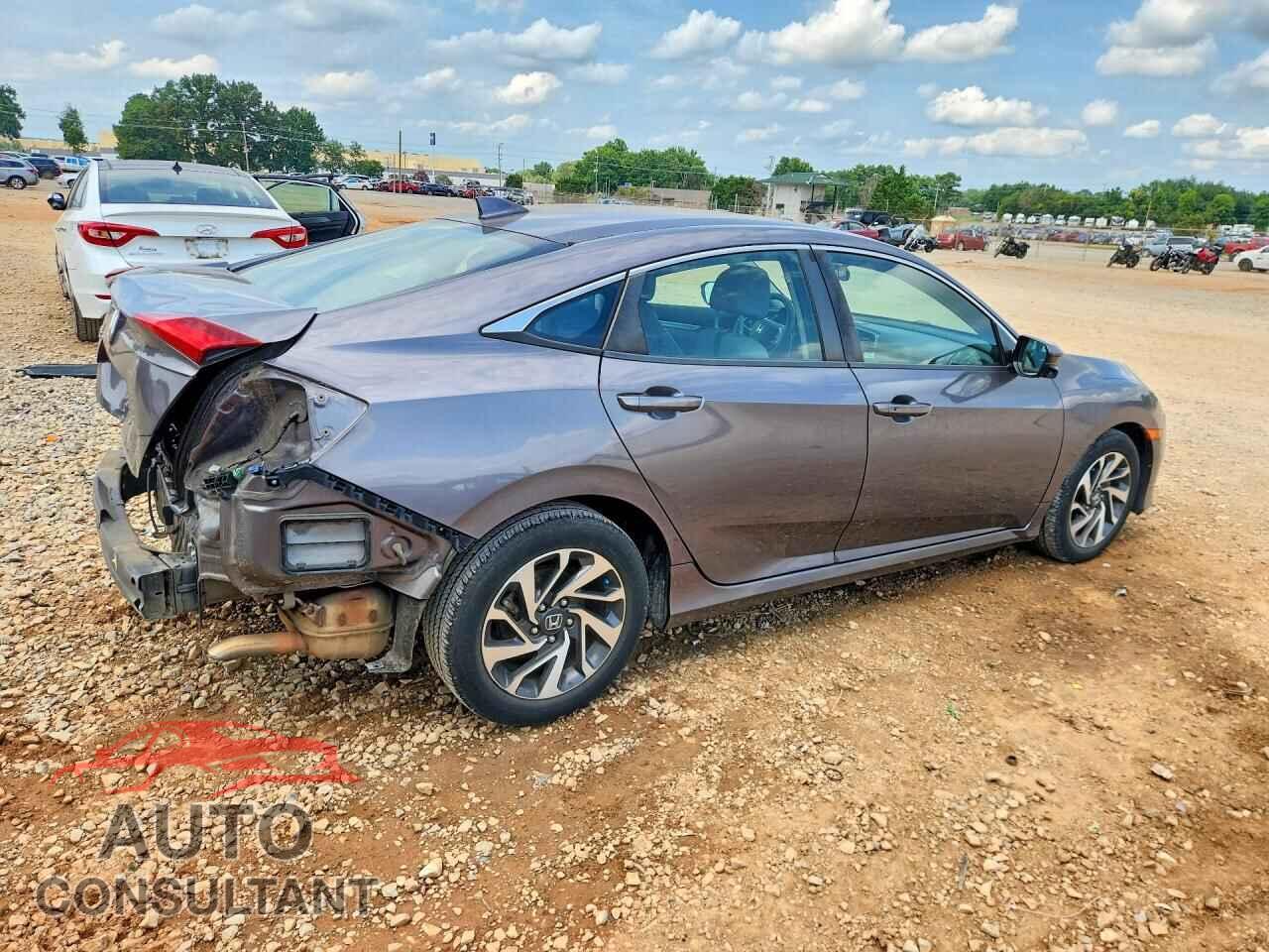 HONDA CIVIC 2017 - 19XFC2F78HE032067