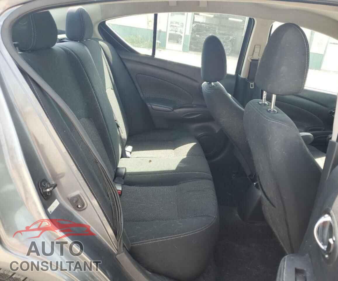 NISSAN VERSA 2017 - 3N1CN7AP3HL848152