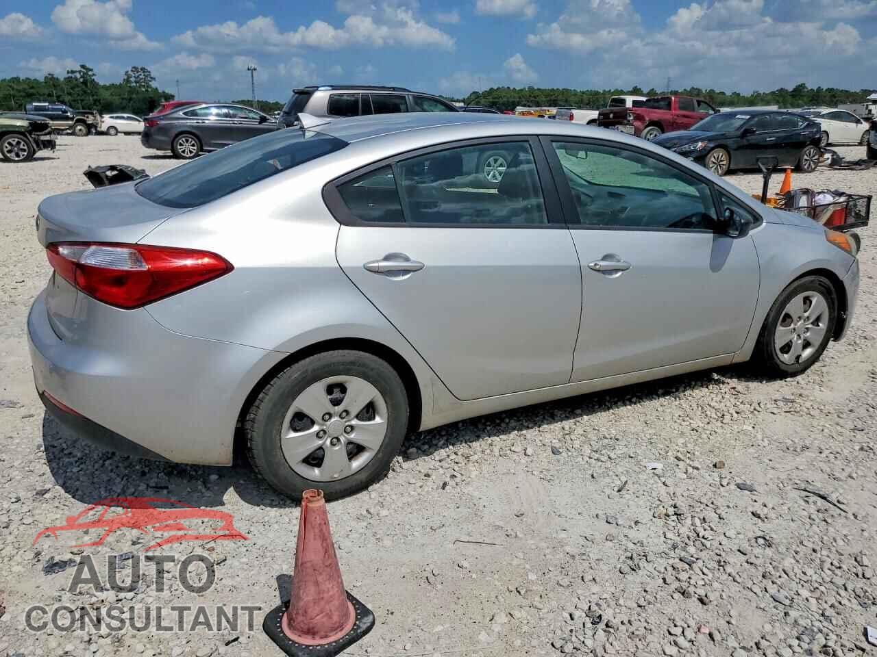 KIA FORTE 2015 - KNAFK4A69F5260632