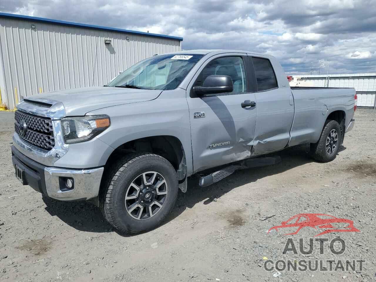 TOYOTA TUNDRA 2018 - 5TFCY5F12JX023940