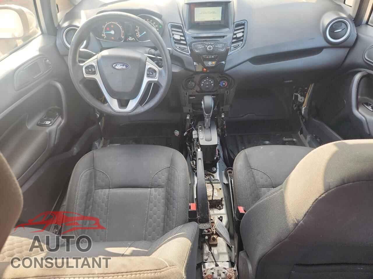 FORD FIESTA 2019 - 3FADP4EJ2KM107322