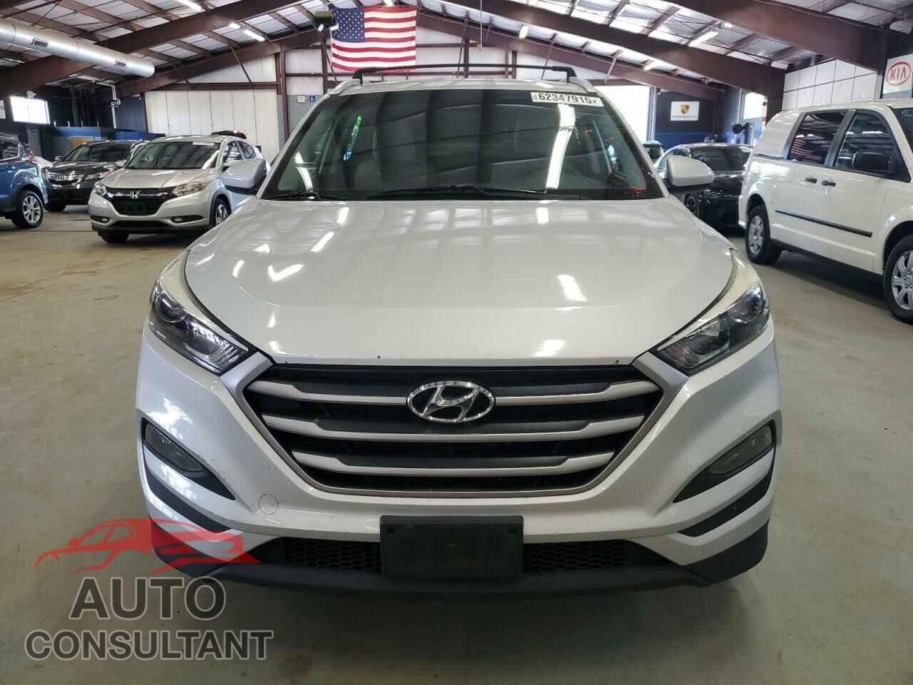 HYUNDAI TUCSON 2017 - KM8J3CA4XHU266379