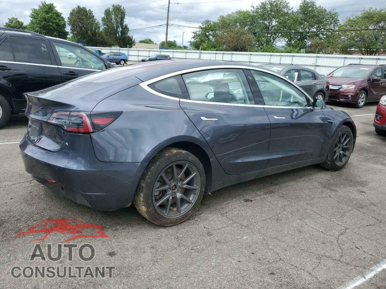 TESLA MODEL 3 2018 - 5YJ3E1EA9JF022040