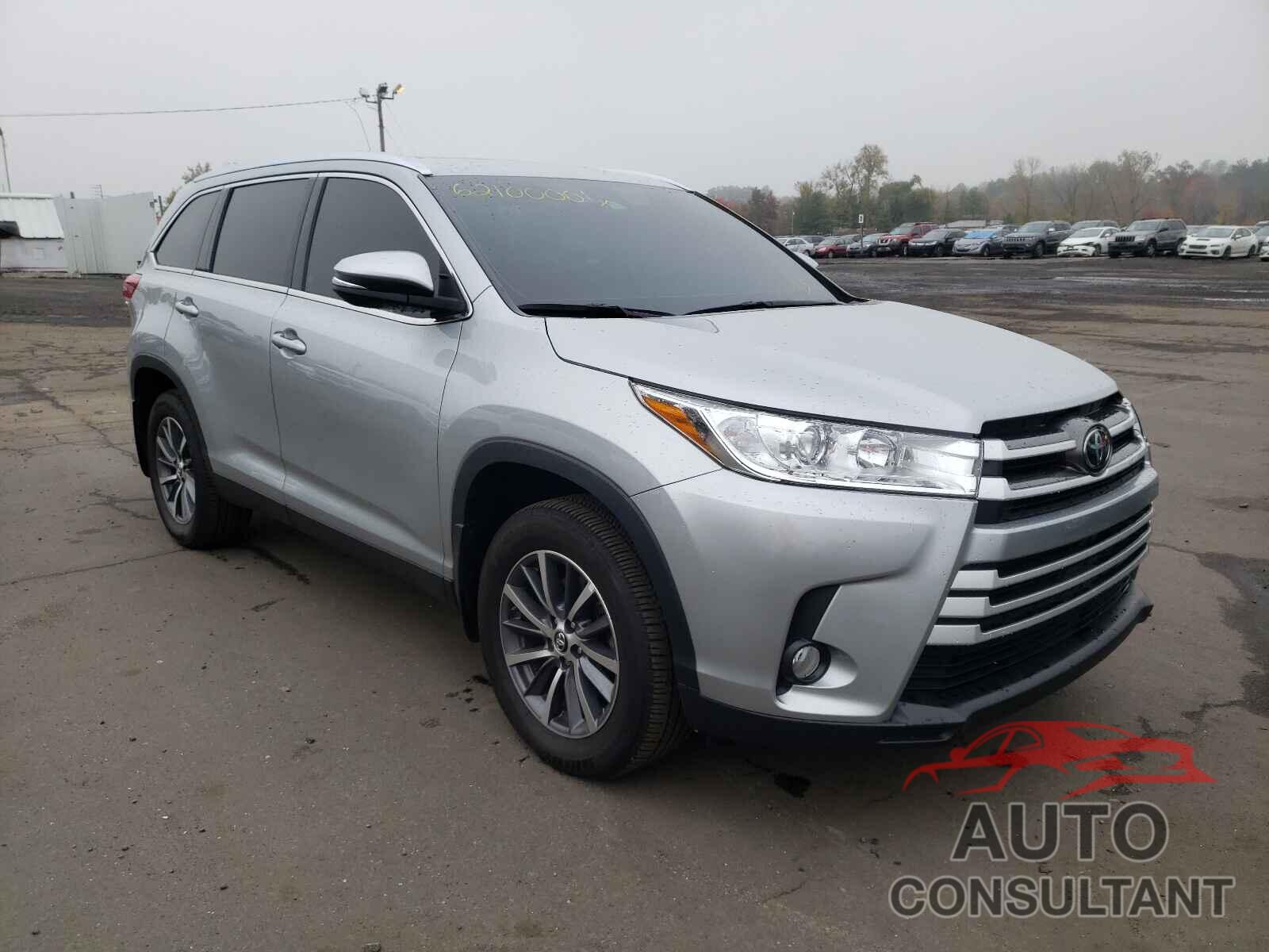 TOYOTA HIGHLANDER 2019 - 5TDJZRFH3KS616920
