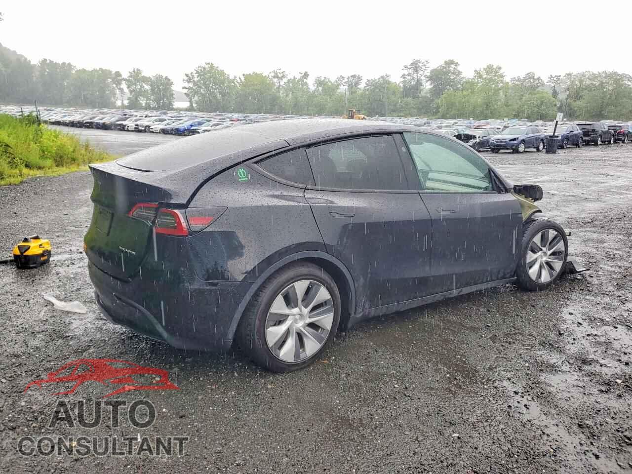 TESLA MODEL Y 2023 - 7SAYGDEE3PA184355