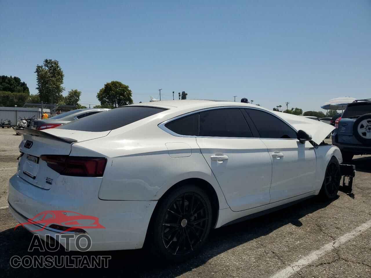 AUDI A5 2018 - WAUFNCF59JA075577