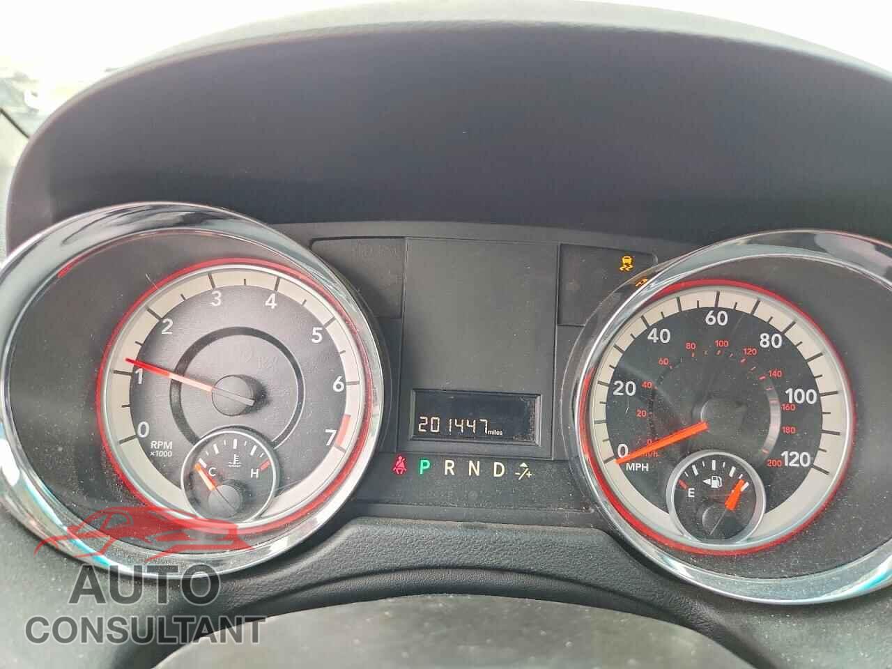 DODGE CARAVAN 2013 - 2C4RDGCG0DR520210