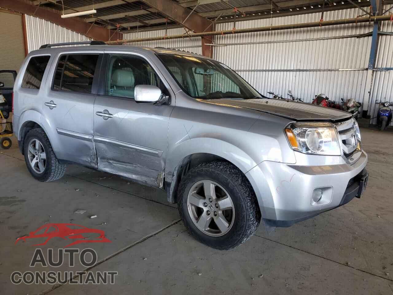 HONDA PILOT 2011 - 5FNYF4H52BB077675