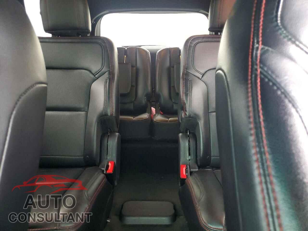 FORD EXPLORER 2017 - 1FM5K8GT2HGA57720