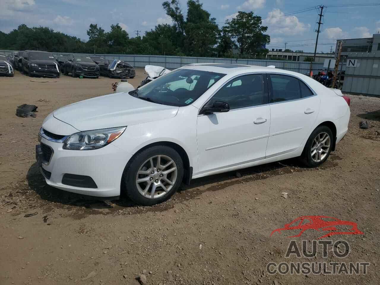 CHEVROLET MALIBU 2015 - 1G11C5SL0FF208118