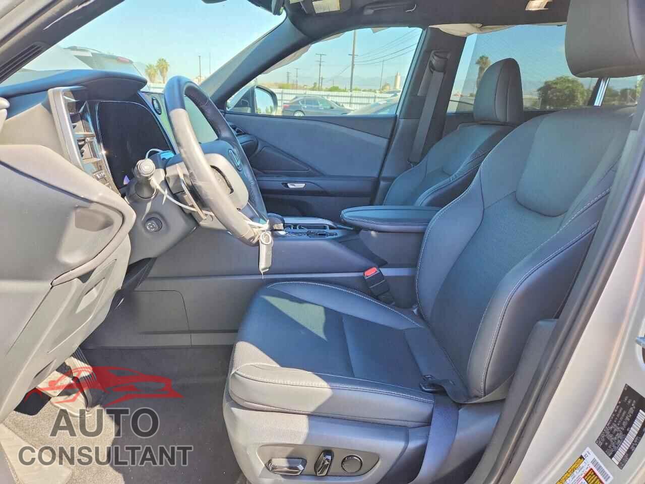LEXUS UNKNOWN 2024 - 5TDAAAA68RS011431