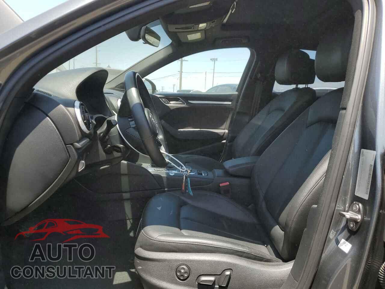 AUDI A3 2018 - WAUAUGFF8J1031664