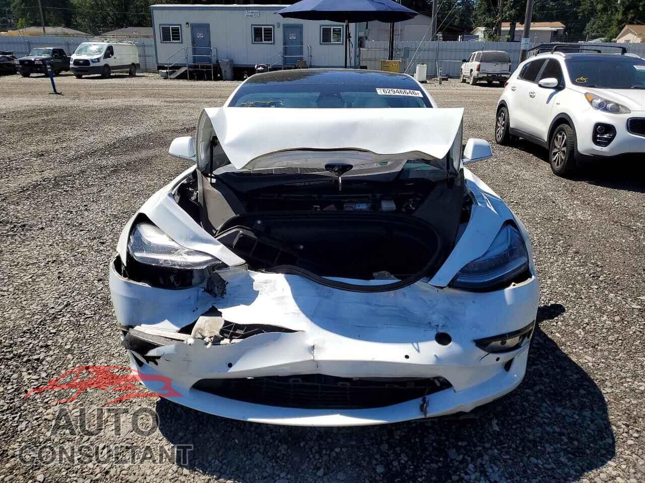 TESLA MODEL 3 2020 - 5YJ3E1EB2LF669004