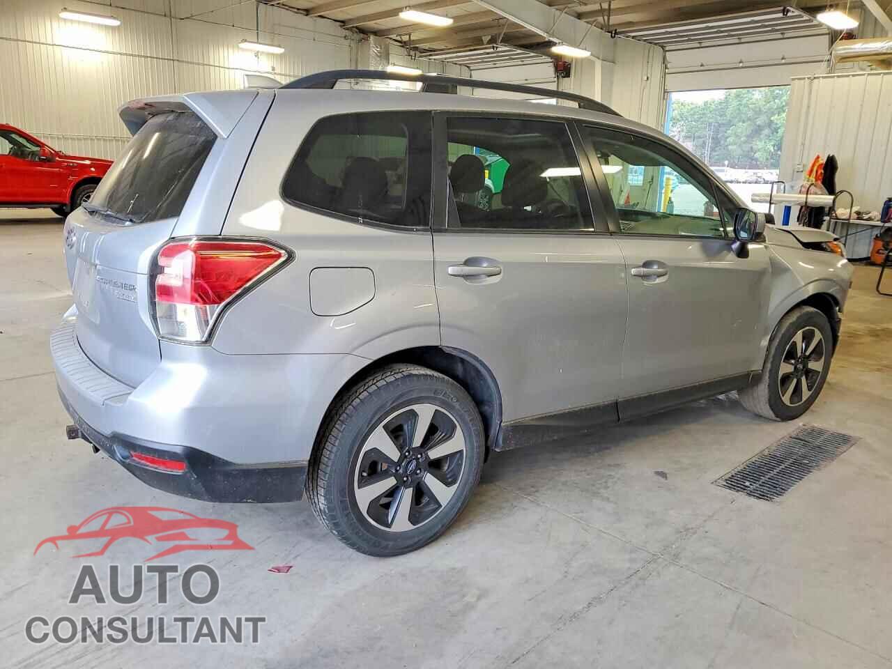 SUBARU FORESTER 2017 - JF2SJAEC5HH585705