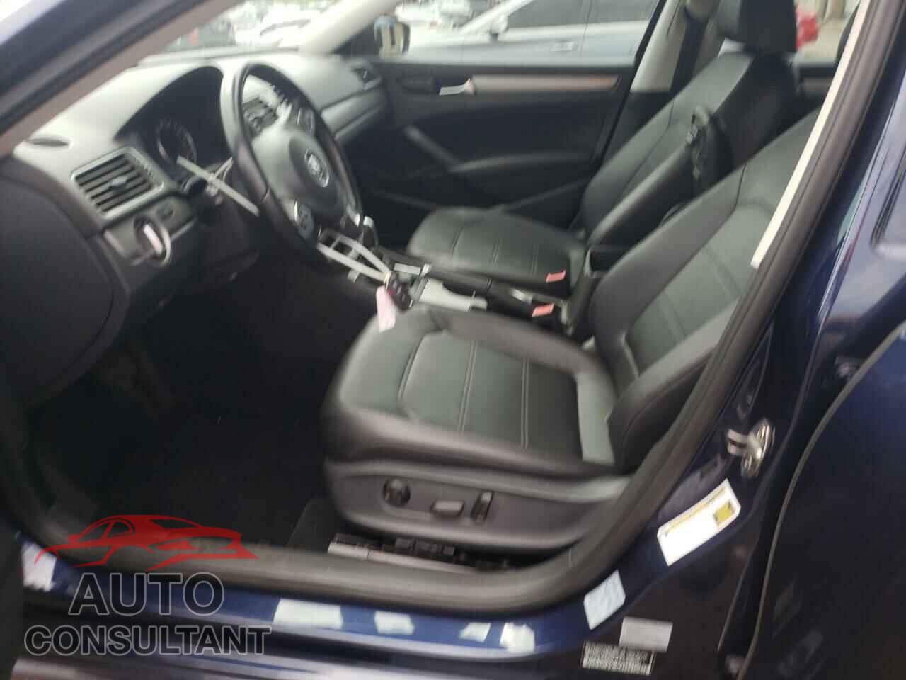 VOLKSWAGEN PASSAT 2014 - 1VWBN7A37EC111448