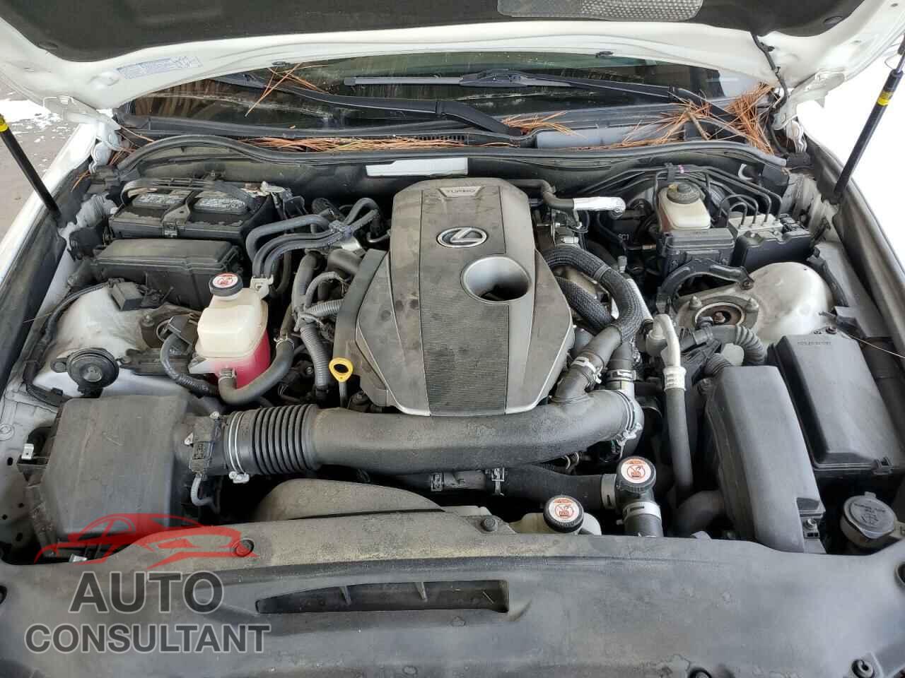 LEXUS IS 2017 - JTHBA1D28H5043148