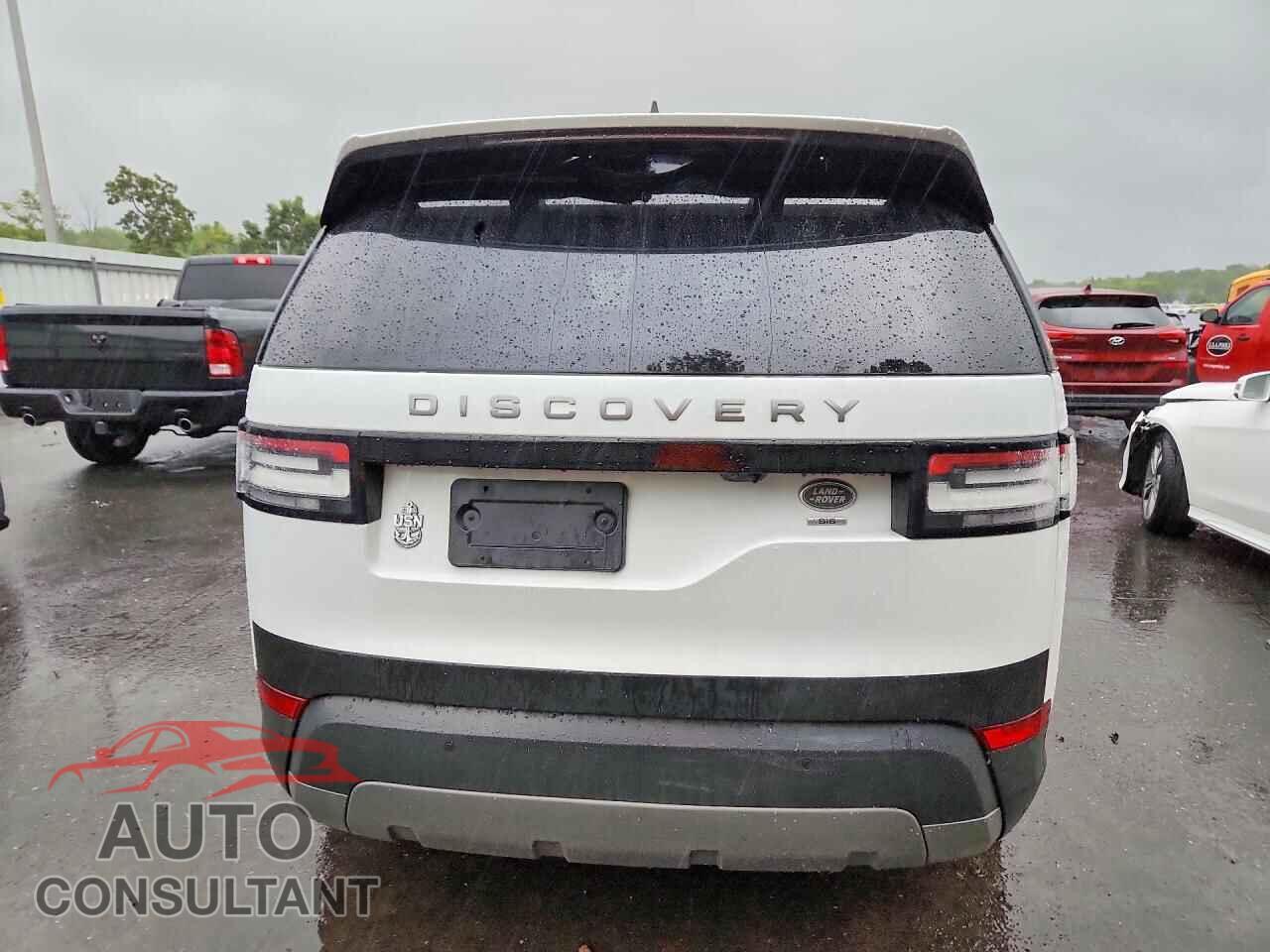 LAND ROVER DISCOVERY 2017 - SALRGBBV6HA042453