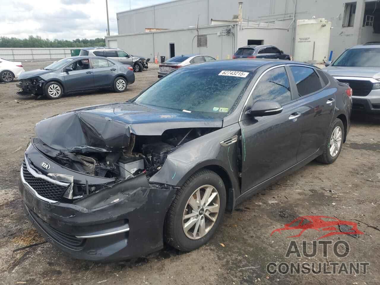 KIA OPTIMA 2018 - KNAGT4L35J5211862