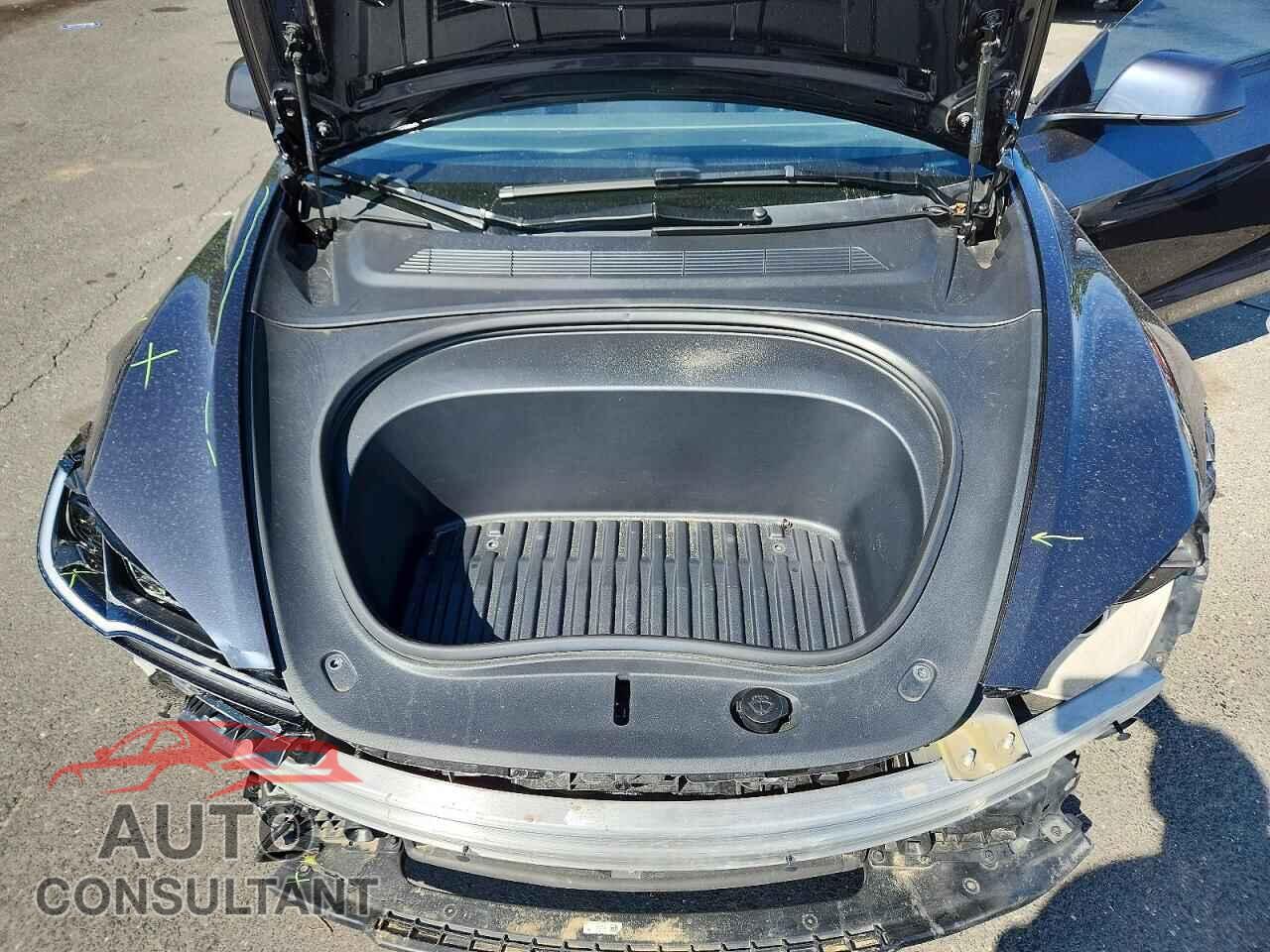 TESLA MODEL 3 2024 - 5YJ3E1ETXRF865726