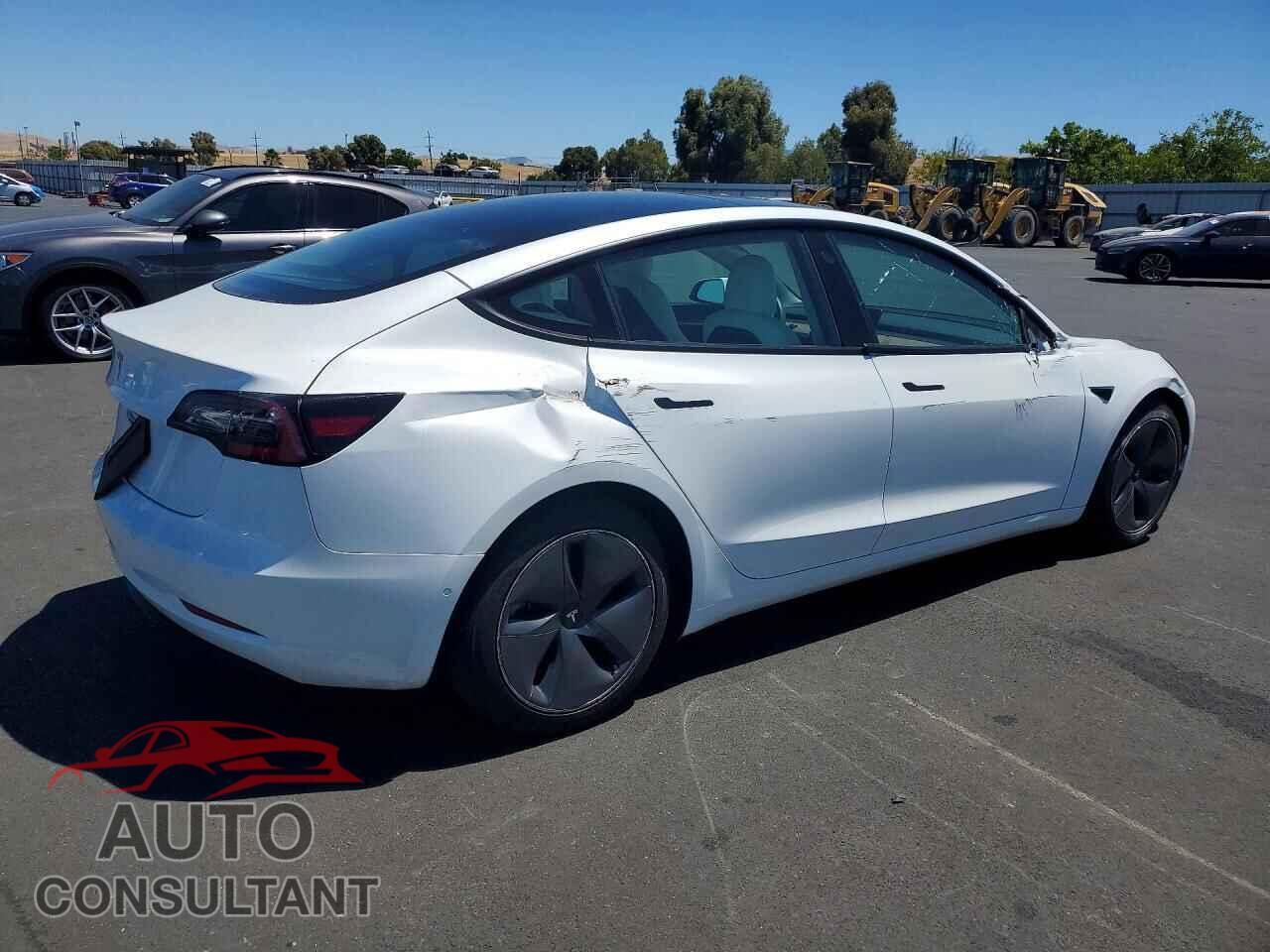 TESLA MODEL 3 2021 - 5YJ3E1EA1MF989875