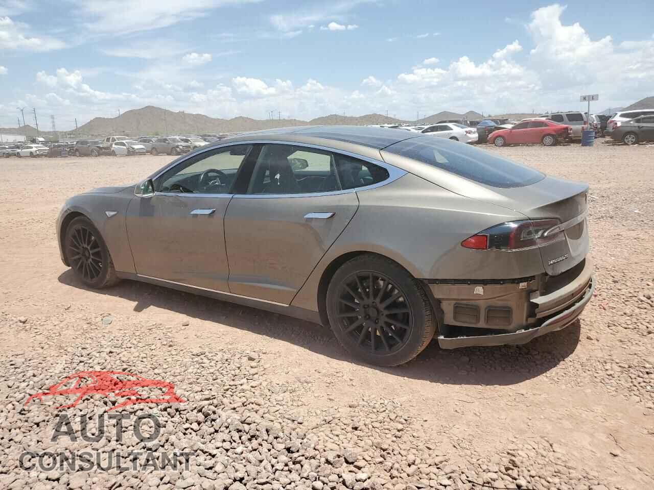 TESLA MODEL S 2015 - 5YJSA1H11FF094876